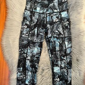 Lululemon Fast Free Crop II Eternal Wave Blue Side Pockets Sz 4